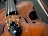 Vandrekoncert med violinelever, i Korsalen, Søstrehuset, Christiansfeld 