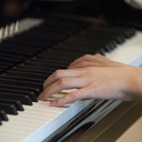 Lukket arrangement på Lykkegårdskolen: Ind i Musikken spiller til morgensang